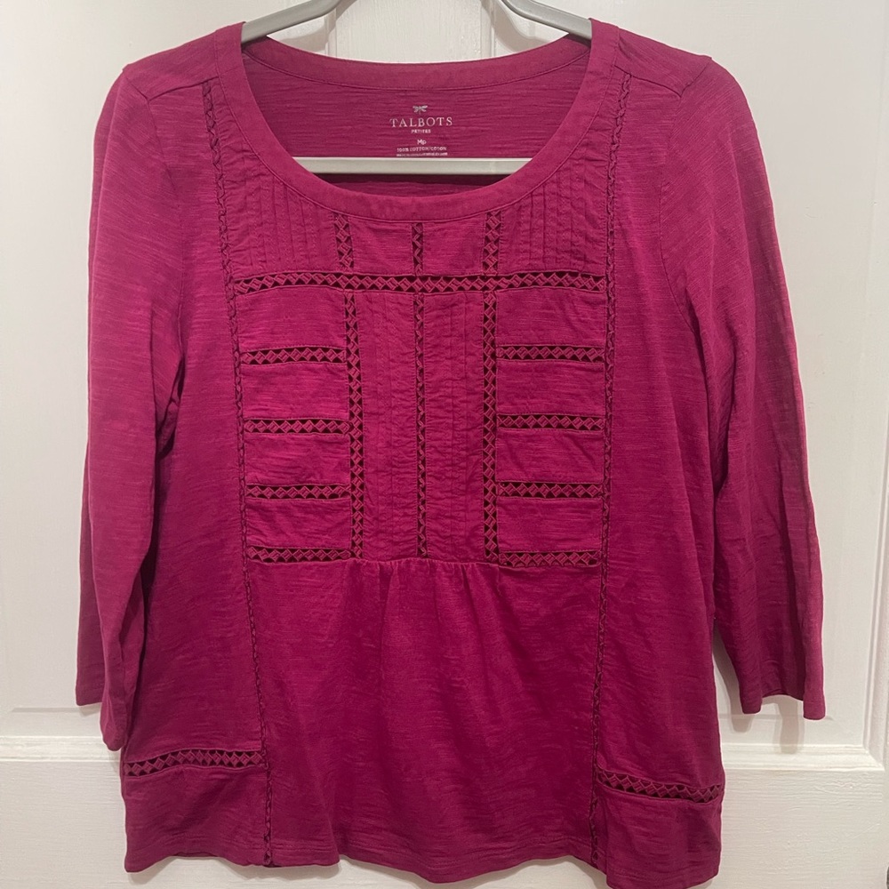 Excellent used condition Talbots womens size medium petite fuchsia long sleeve